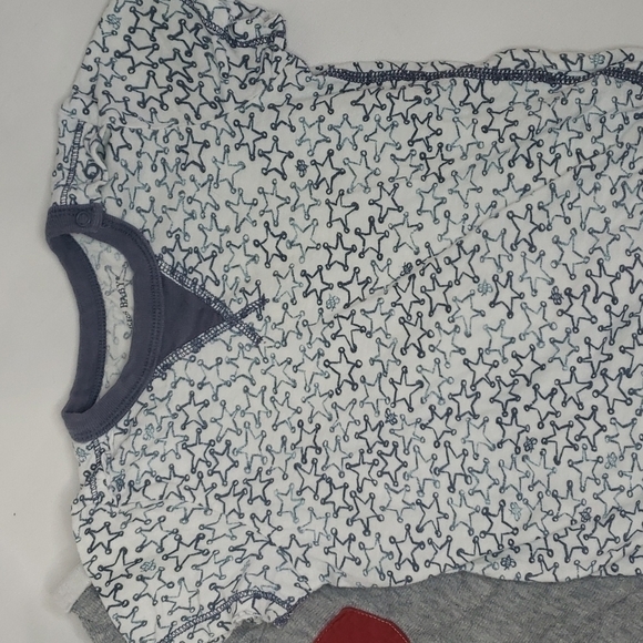 3/$30 BURT'S BEES BABY Organic Cotton Bodysuit Bundle - Picture 2 of 6